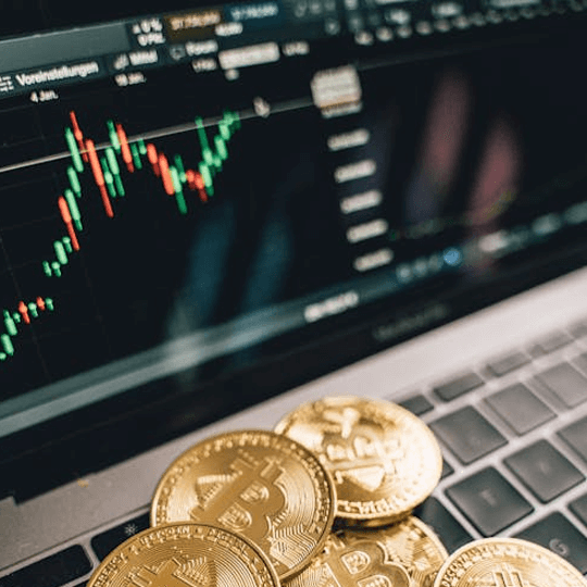 Magyarország BitCode kripto befektetési szakértők csapata